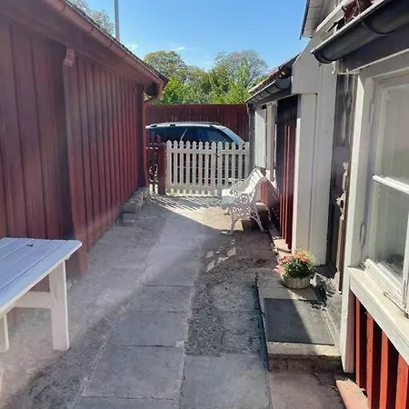 Historisk Charm I Hjaertat Av Gamla Stan Kalmar Villa Exterior photo
